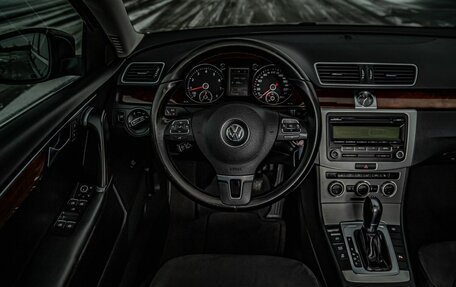 Volkswagen Passat B7, 2013 год, 1 035 000 рублей, 14 фотография
