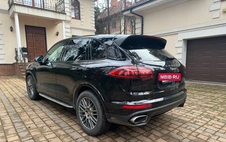 Porsche Cayenne III, 2016 год, 3 990 000 рублей, 4 фотография