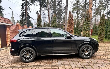 Porsche Cayenne III, 2016 год, 3 990 000 рублей, 7 фотография