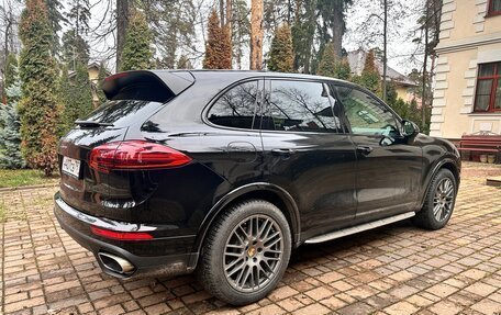 Porsche Cayenne III, 2016 год, 3 990 000 рублей, 6 фотография