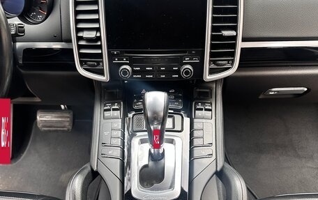 Porsche Cayenne III, 2016 год, 3 990 000 рублей, 12 фотография