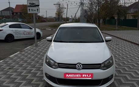 Volkswagen Polo VI (EU Market), 2013 год, 670 000 рублей, 2 фотография