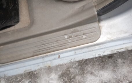 Nissan Avenir II, 1999 год, 350 000 рублей, 10 фотография