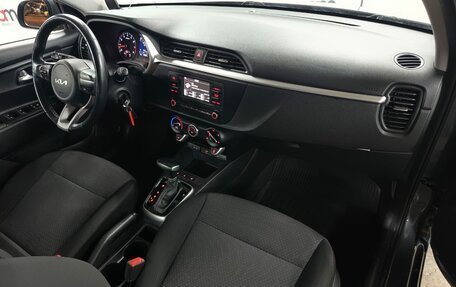 KIA Rio IV, 2021 год, 1 499 000 рублей, 12 фотография