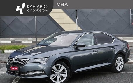 Skoda Superb III рестайлинг, 2019 год, 2 148 000 рублей, 1 фотография