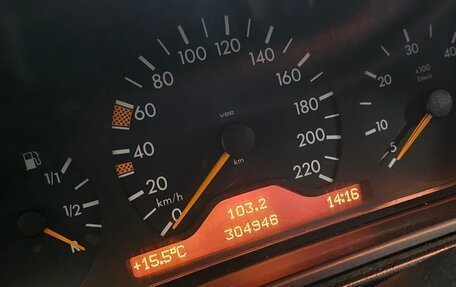 Mercedes-Benz G-Класс W463 рестайлинг _ii, 1999 год, 2 290 000 рублей, 17 фотография