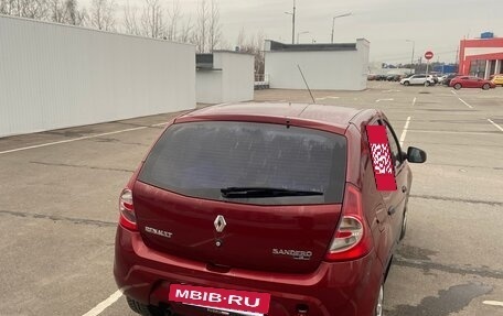 Renault Sandero I, 2012 год, 800 000 рублей, 4 фотография