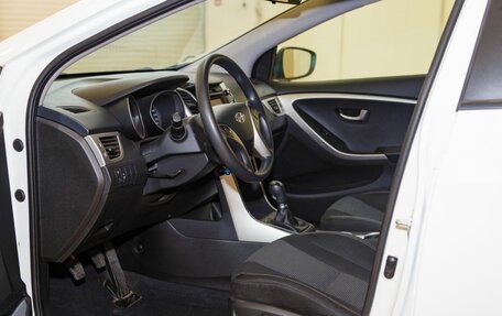 Hyundai i30 II рестайлинг, 2016 год, 1 619 000 рублей, 13 фотография