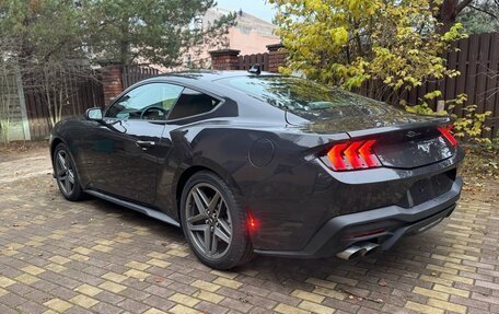 Ford Mustang, 2024 год, 4 400 000 рублей, 3 фотография