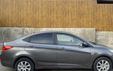 Hyundai Solaris II рестайлинг, 2013 год, 1 085 000 рублей, 7 фотография