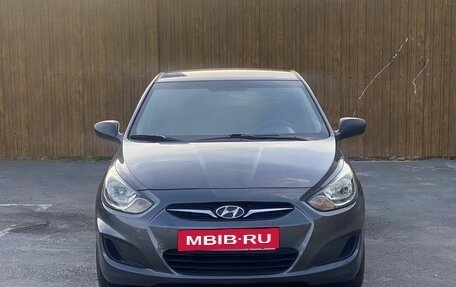 Hyundai Solaris II рестайлинг, 2013 год, 1 085 000 рублей, 2 фотография