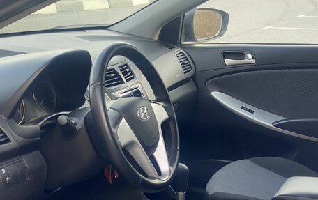 Hyundai Solaris II рестайлинг, 2013 год, 1 085 000 рублей, 12 фотография