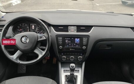 Skoda Octavia, 2015 год, 1 310 000 рублей, 13 фотография