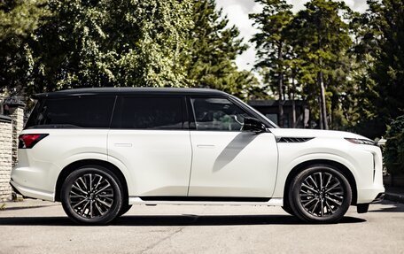Infiniti QX80, 2024 год, 18 695 000 рублей, 2 фотография