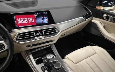 BMW X5, 2019 год, 7 500 000 рублей, 21 фотография