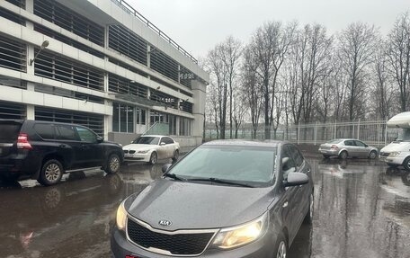 KIA Rio III рестайлинг, 2015 год, 1 020 000 рублей, 2 фотография