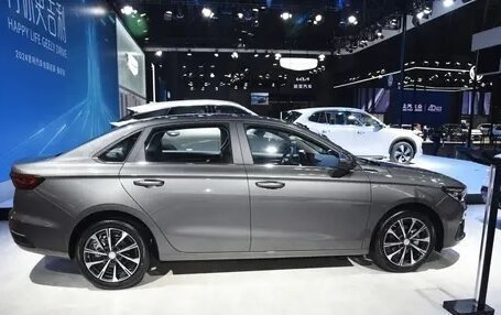 Geely Emgrand, 2025 год, 1 820 000 рублей, 2 фотография