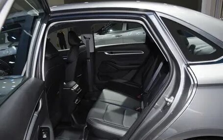 Geely Emgrand, 2025 год, 1 820 000 рублей, 10 фотография