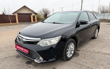 Toyota Camry, 2015 год, 2 100 000 рублей, 11 фотография
