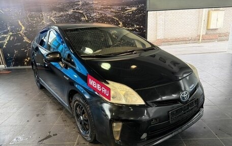 Toyota Prius, 2012 год, 1 235 000 рублей, 3 фотография