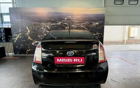 Toyota Prius, 2012 год, 1 235 000 рублей, 5 фотография