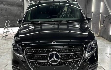 Mercedes-Benz V-Класс, 2024 год, 13 100 000 рублей, 1 фотография