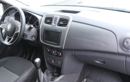 Renault Logan II, 2021 год, 1 329 000 рублей, 10 фотография