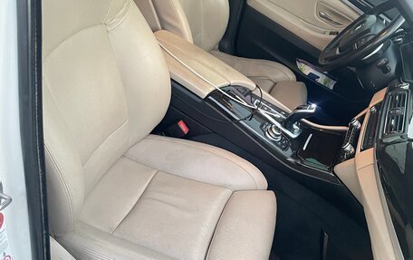 BMW 5 серия, 2011 год, 2 200 000 рублей, 9 фотография