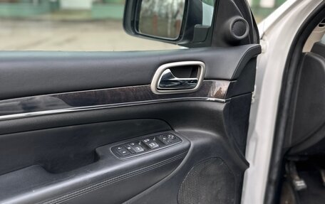 Jeep Grand Cherokee, 2012 год, 1 500 000 рублей, 10 фотография