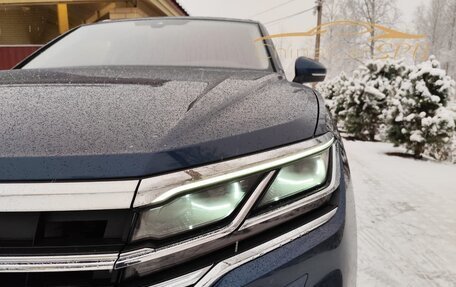 Volkswagen Touareg III, 2018 год, 4 690 000 рублей, 7 фотография