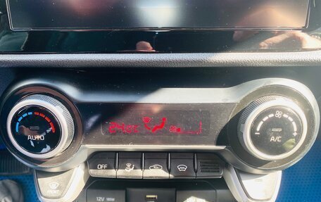 KIA Rio IV, 2021 год, 1 800 000 рублей, 10 фотография