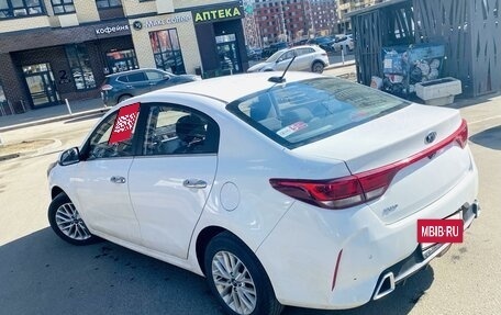 KIA Rio IV, 2021 год, 1 800 000 рублей, 3 фотография