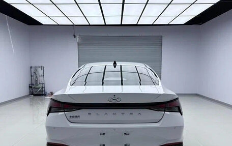 Hyundai Elantra, 2021 год, 1 220 000 рублей, 5 фотография