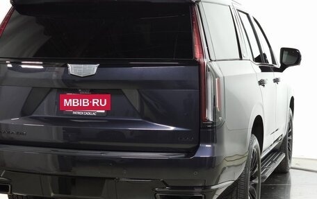 Cadillac Escalade V, 2024 год, 17 631 404 рублей, 7 фотография