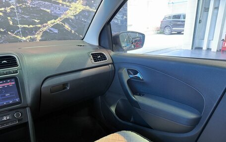 Volkswagen Polo VI (EU Market), 2012 год, 909 500 рублей, 12 фотография