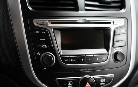 Hyundai Solaris II рестайлинг, 2016 год, 1 550 000 рублей, 16 фотография