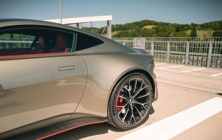 Aston Martin V8 Vantage IV, 2025 год, 39 700 000 рублей, 12 фотография