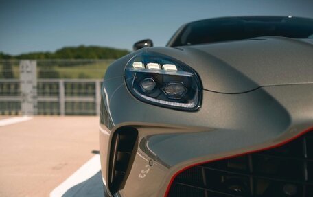 Aston Martin V8 Vantage IV, 2025 год, 39 700 000 рублей, 7 фотография