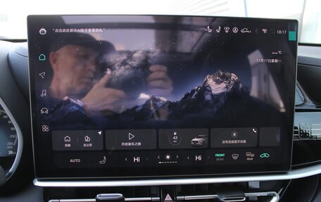 Toyota Highlander, 2025 год, 6 220 000 рублей, 24 фотография