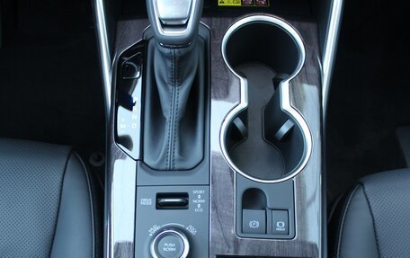 Toyota Highlander, 2025 год, 6 220 000 рублей, 28 фотография