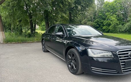 Audi A8, 2011 год, 1 800 000 рублей, 14 фотография