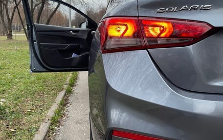 Hyundai Solaris II рестайлинг, 2018 год, 855 000 рублей, 3 фотография