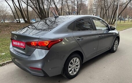 Hyundai Solaris II рестайлинг, 2018 год, 855 000 рублей, 6 фотография