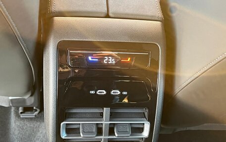 Volkswagen Tiguan, 2025 год, 5 300 000 рублей, 17 фотография