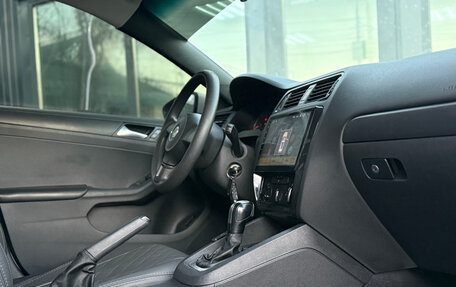 Volkswagen Jetta VI, 2013 год, 849 000 рублей, 33 фотография