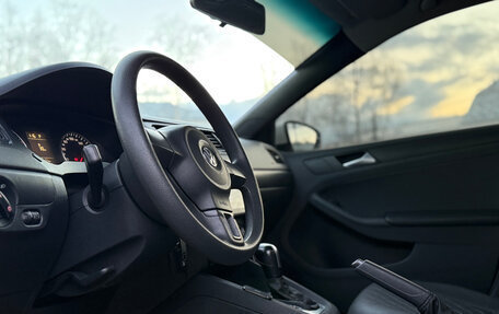 Volkswagen Jetta VI, 2013 год, 849 000 рублей, 31 фотография