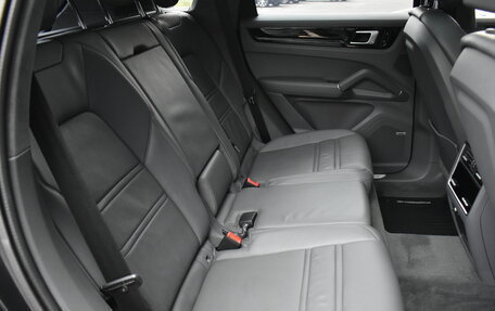 Porsche Cayenne III, 2021 год, 10 900 000 рублей, 18 фотография