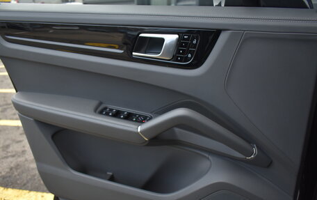 Porsche Cayenne III, 2021 год, 10 900 000 рублей, 27 фотография