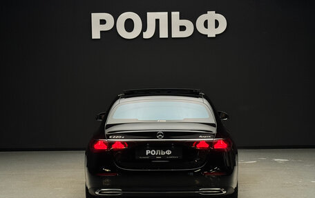 Mercedes-Benz E-Класс, 2025 год, 9 600 000 рублей, 4 фотография