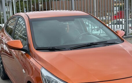 Hyundai Solaris II рестайлинг, 2015 год, 1 150 000 рублей, 2 фотография